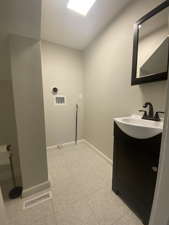 29 Fairview St # 1