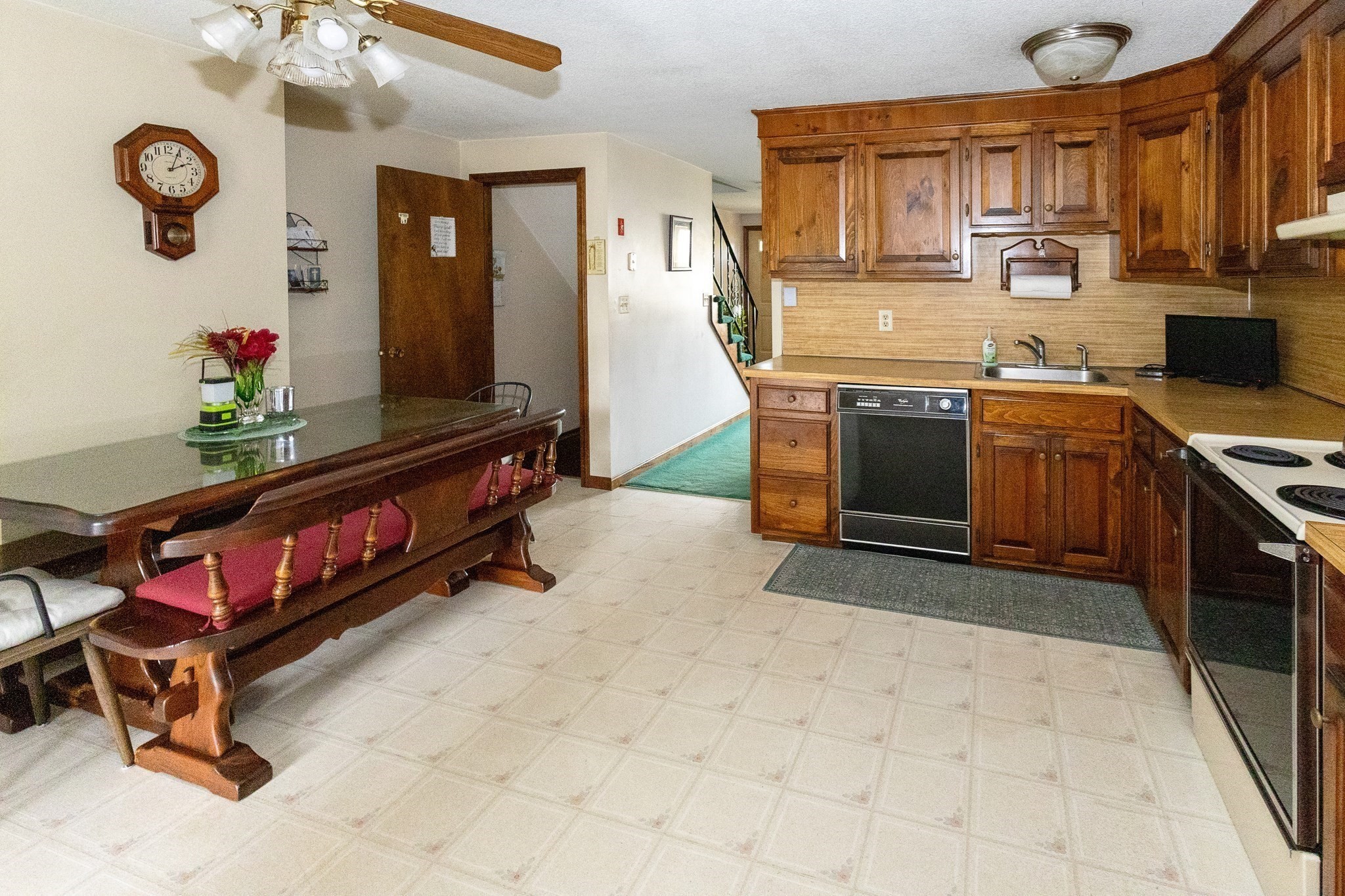6 Robins St. # 6