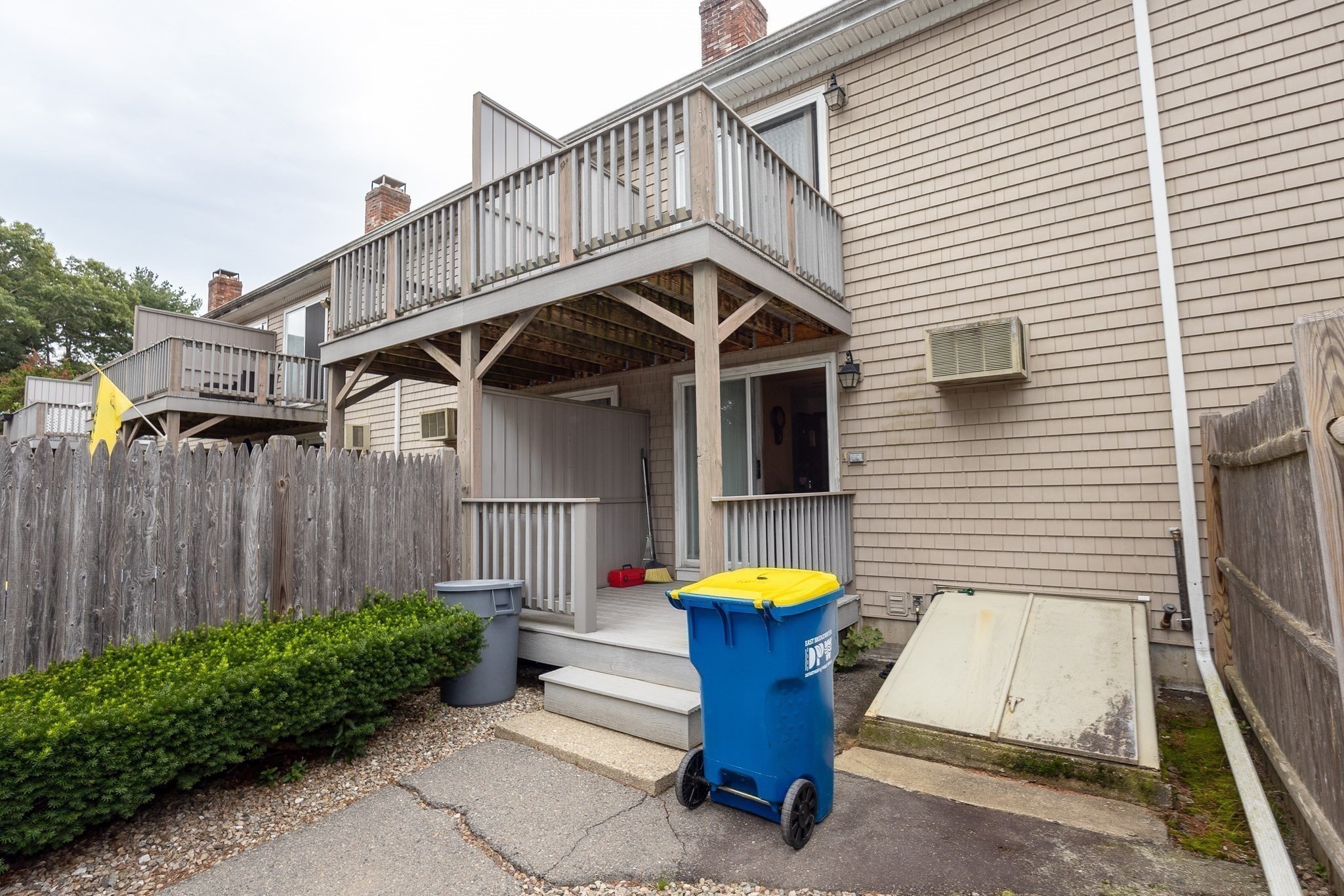 6 Robins St. # 6