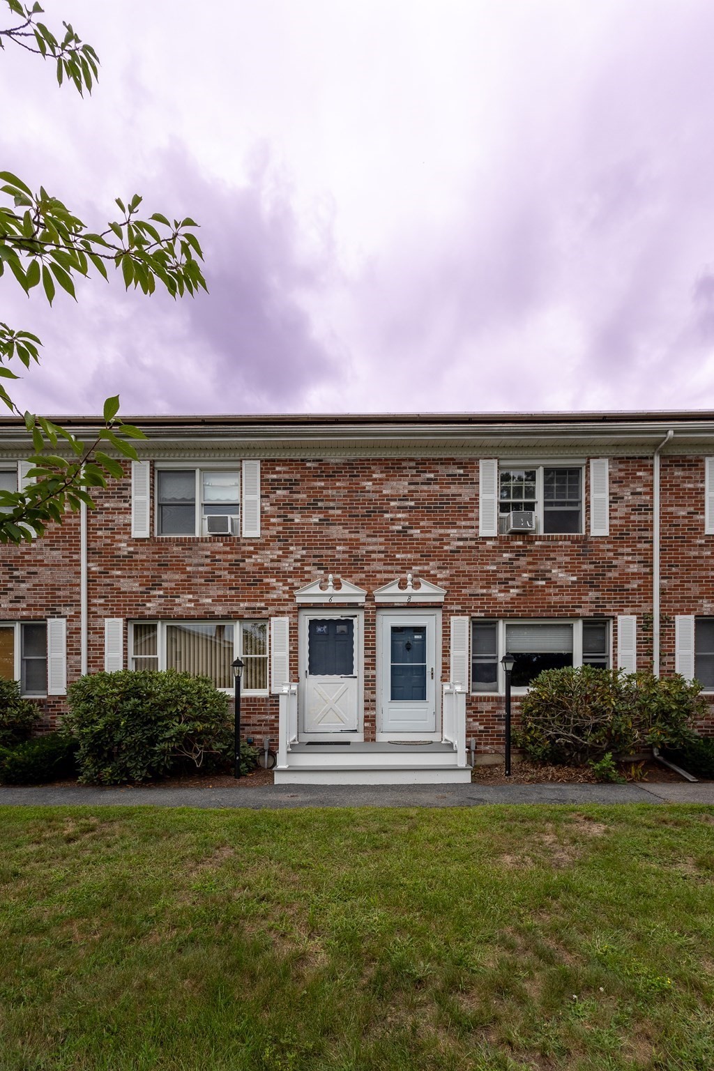 6 Robins St. # 6