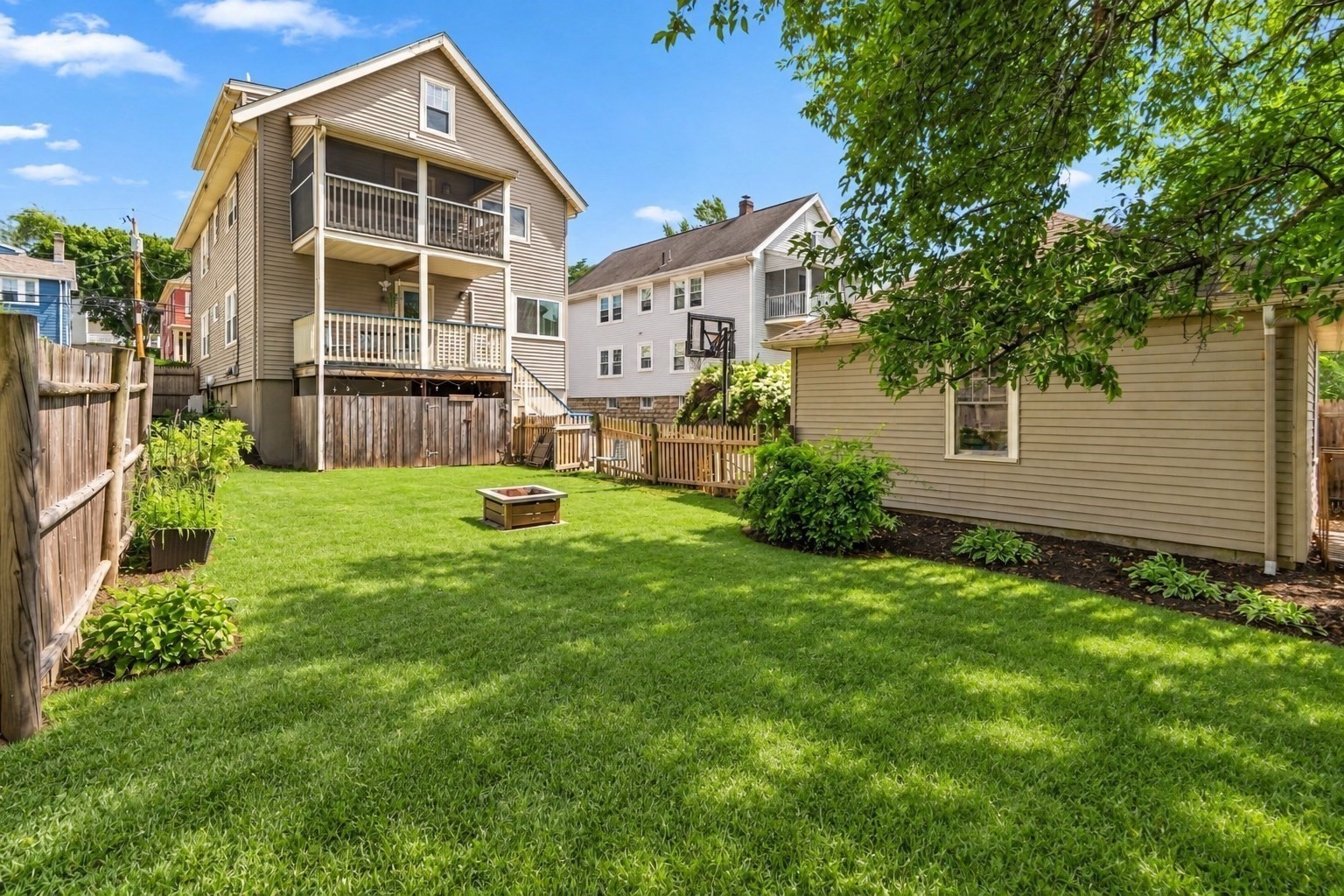 46 Slade St # 46