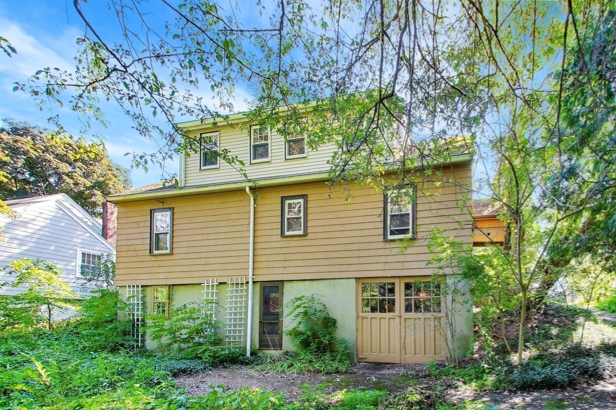 72 Sexton Ave