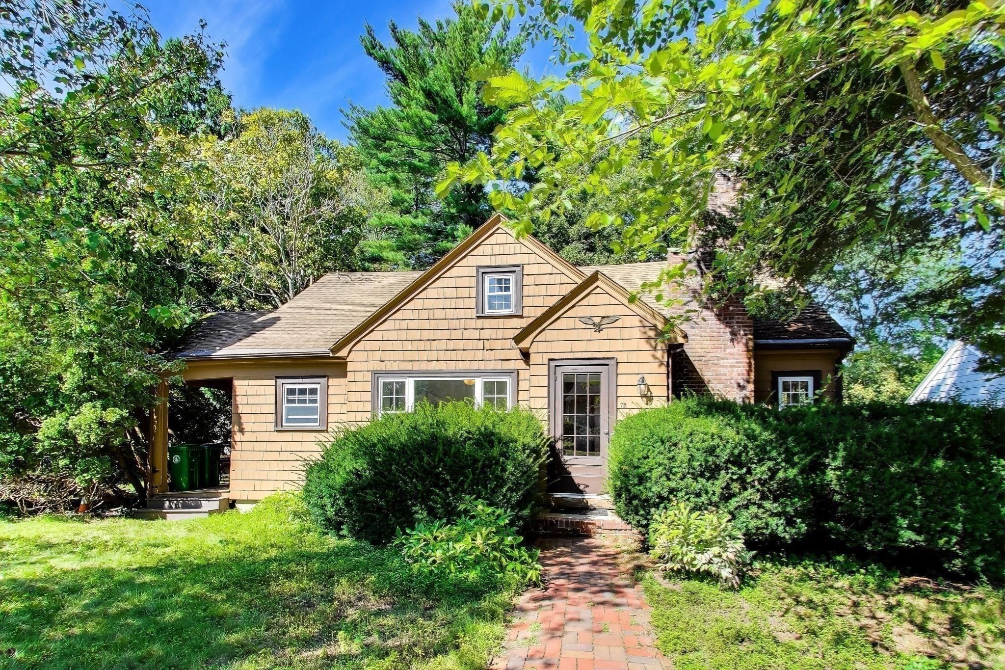 72 Sexton Ave