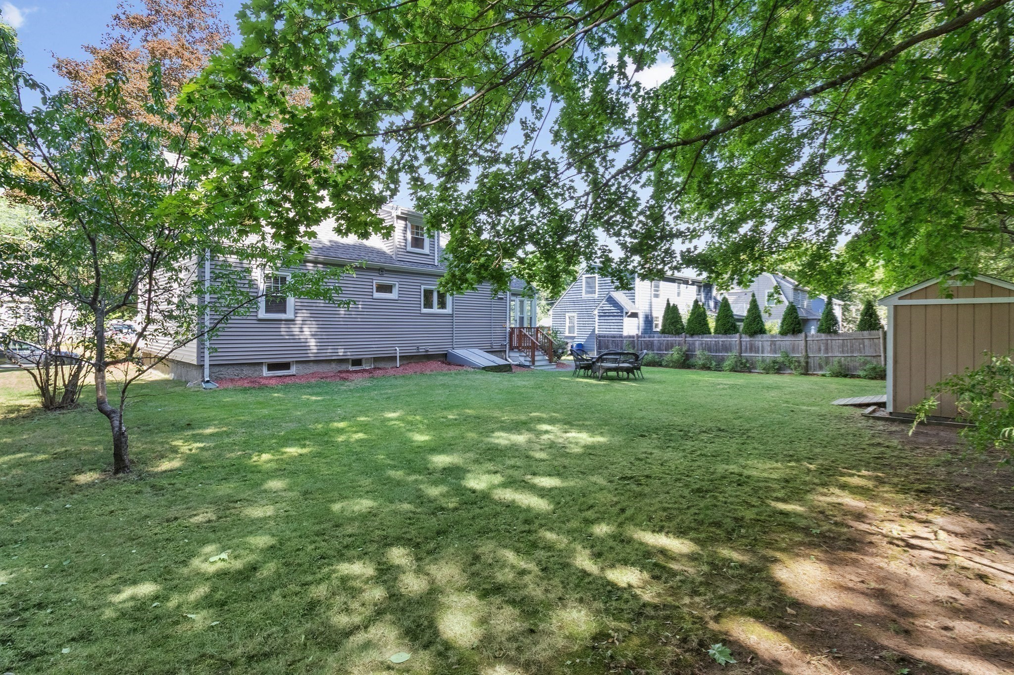 114 Lewis Ave