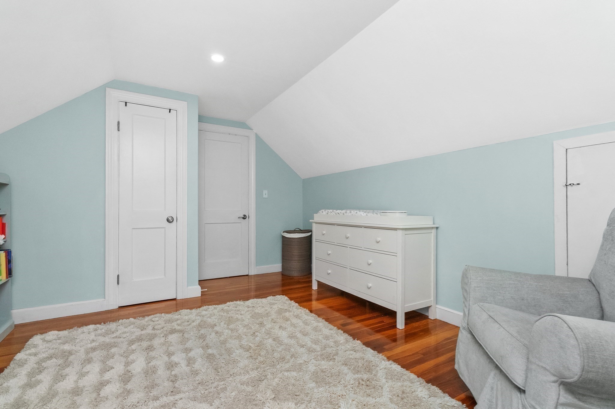 114 Lewis Ave