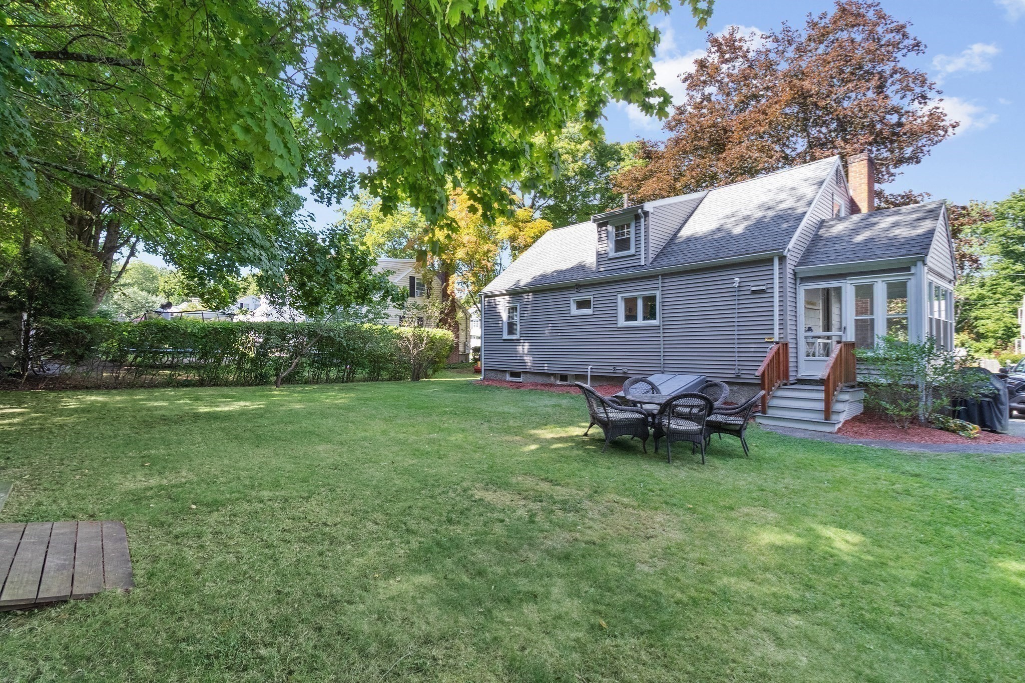 114 Lewis Ave