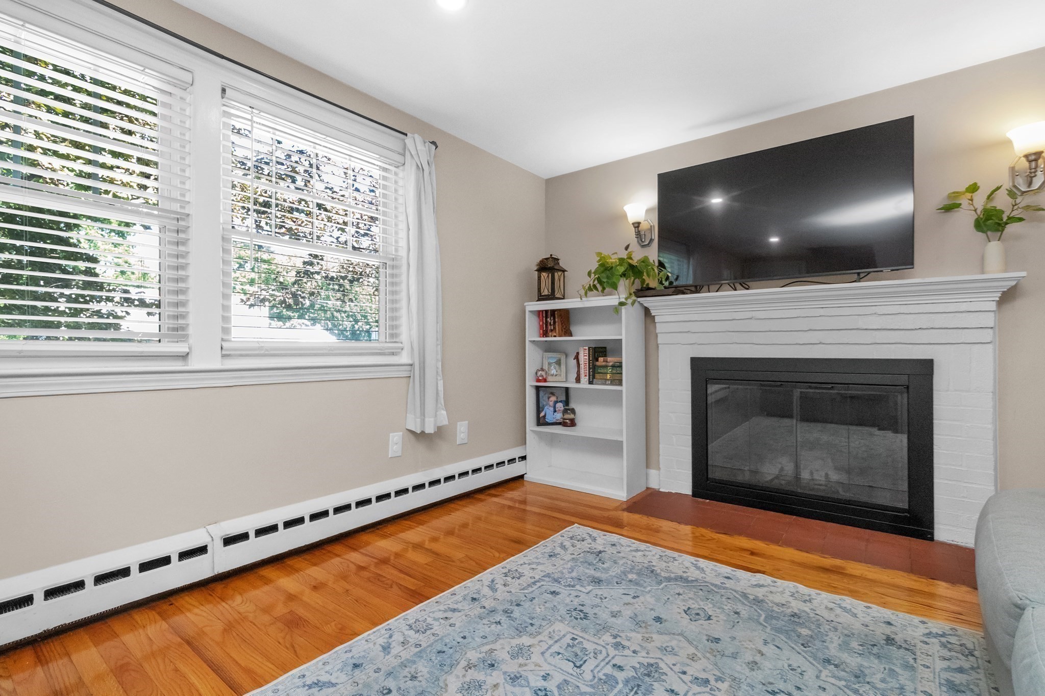 114 Lewis Ave