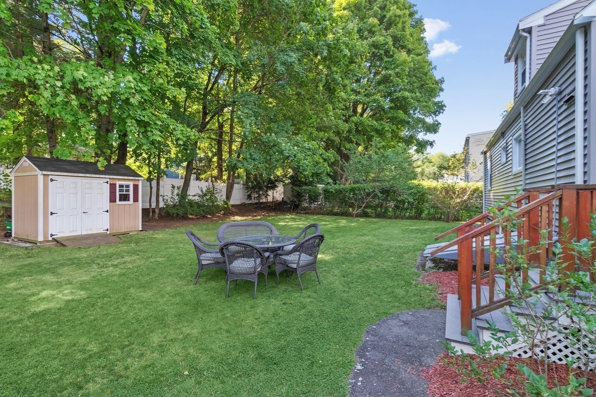 114 Lewis Ave
