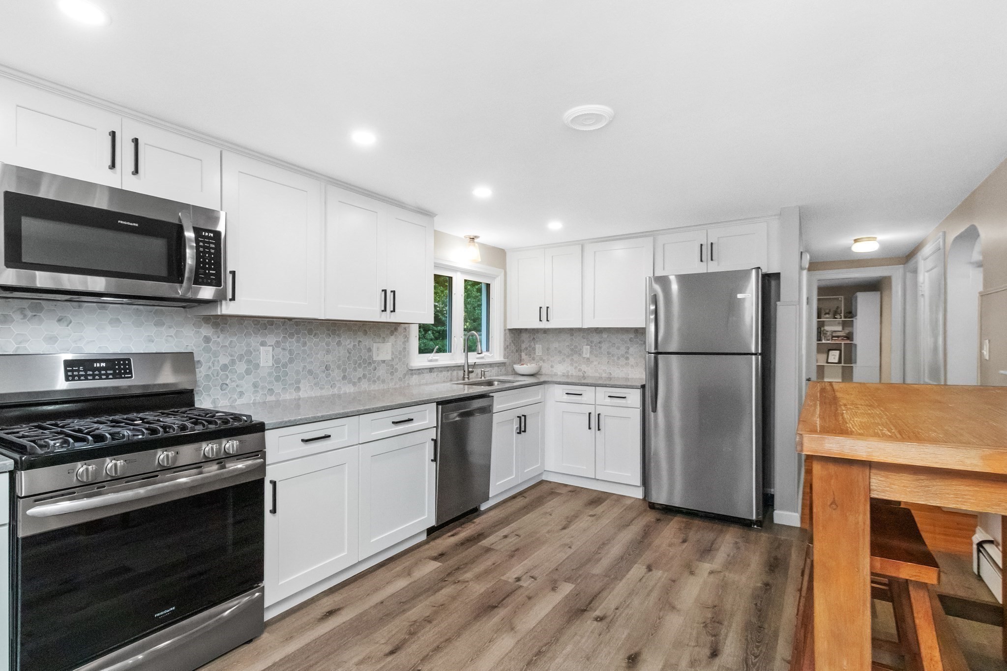 114 Lewis Ave