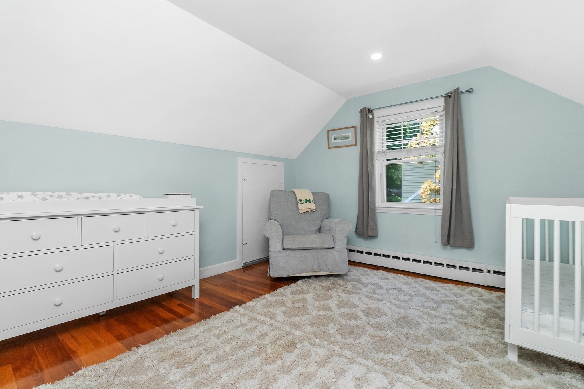 114 Lewis Ave