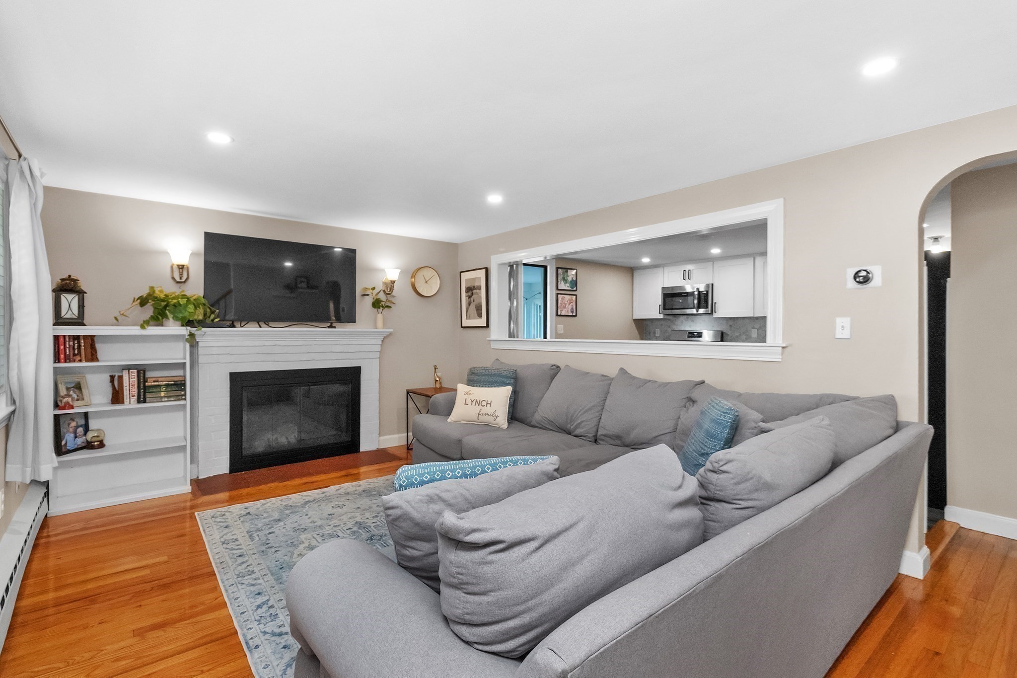 114 Lewis Ave