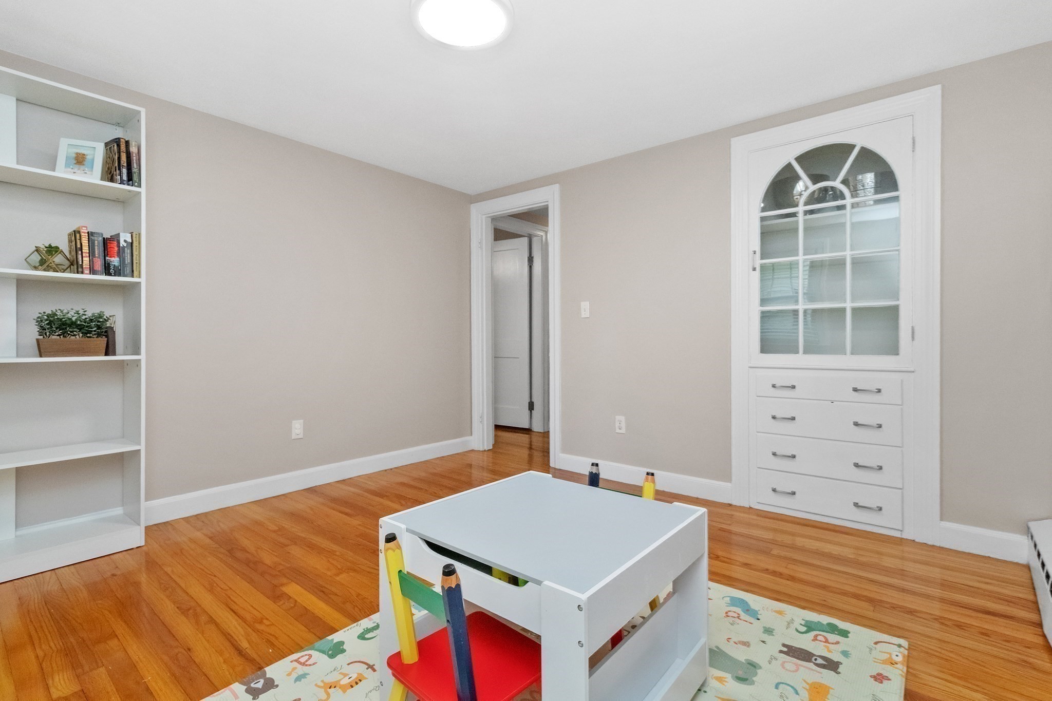 114 Lewis Ave