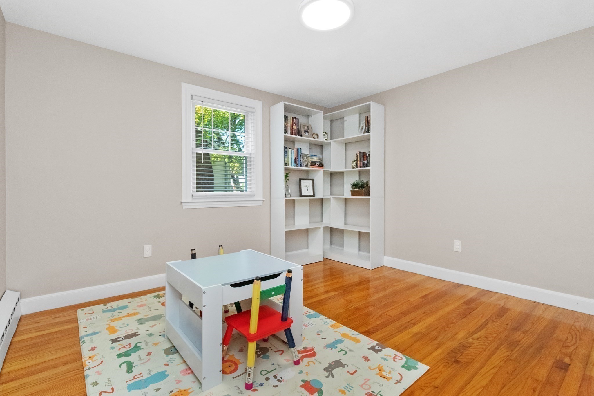 114 Lewis Ave