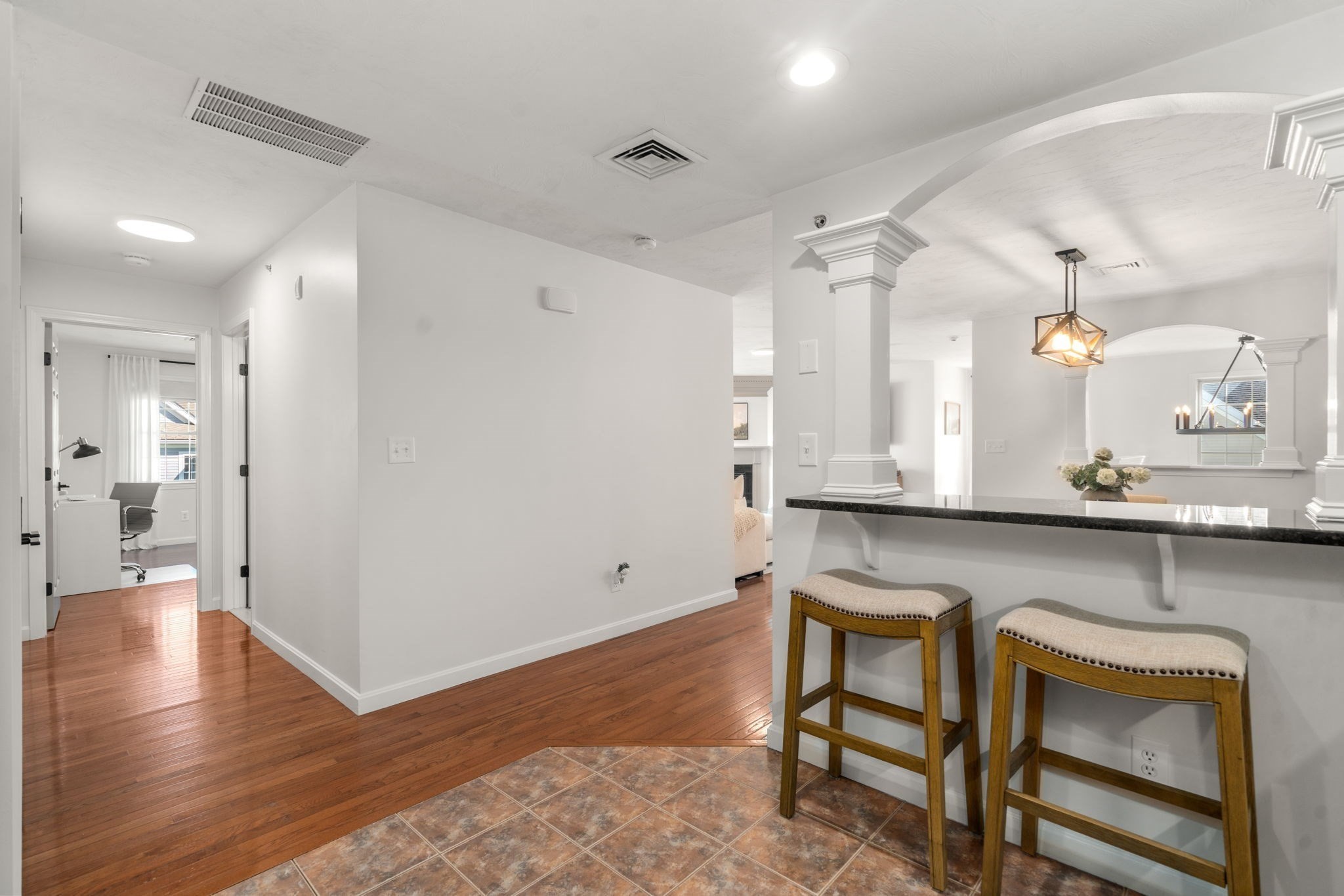 404 Tamarack Lane # 404
