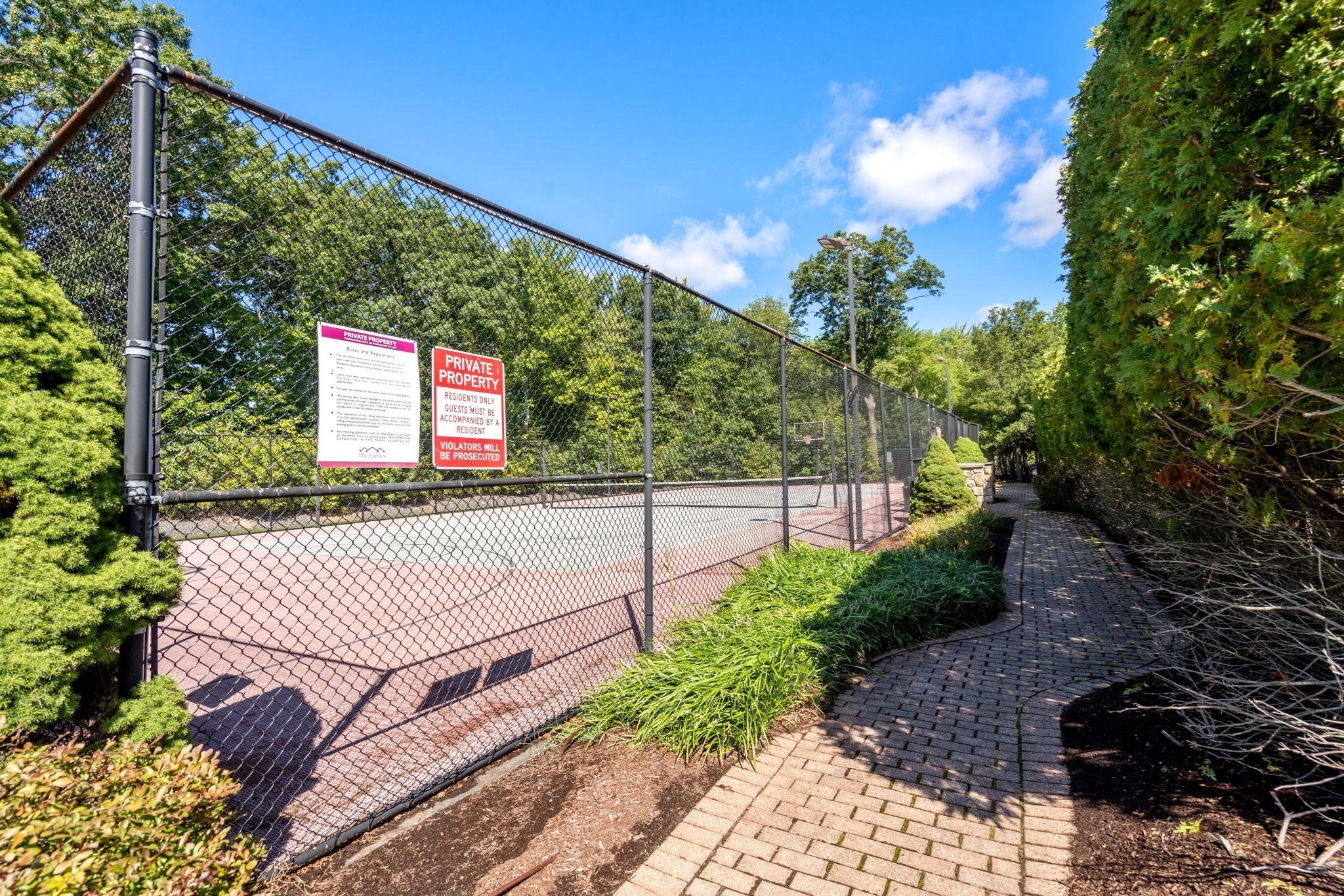 404 Tamarack Lane # 404