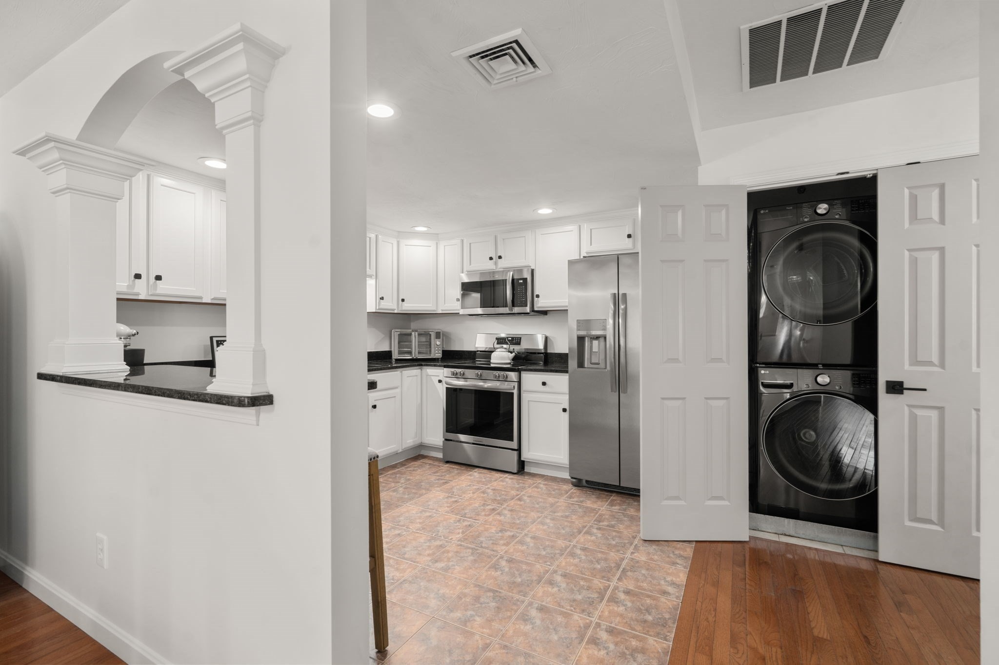 404 Tamarack Lane # 404