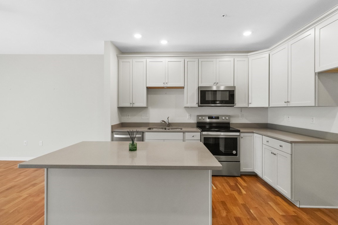 70 Trotter Rd # 4304