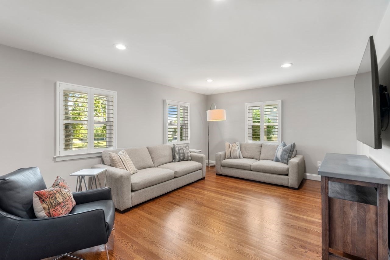 72 Bornwood Drive