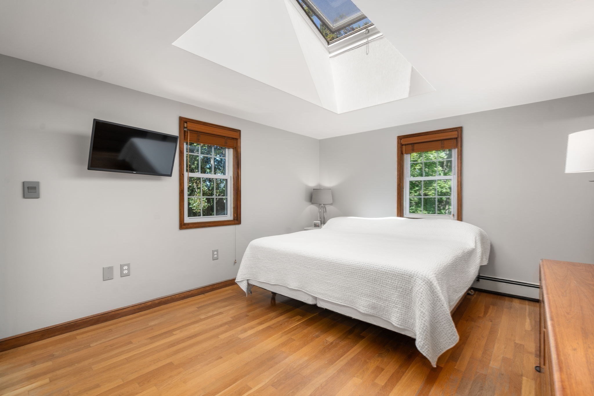 7 Cape Cod Ln