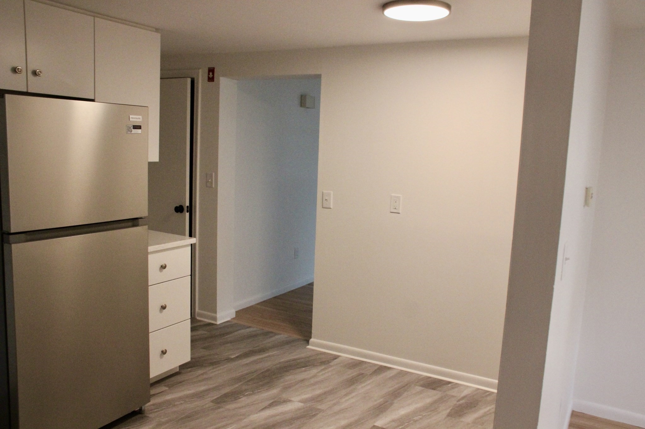 12 Pleasant St # 12