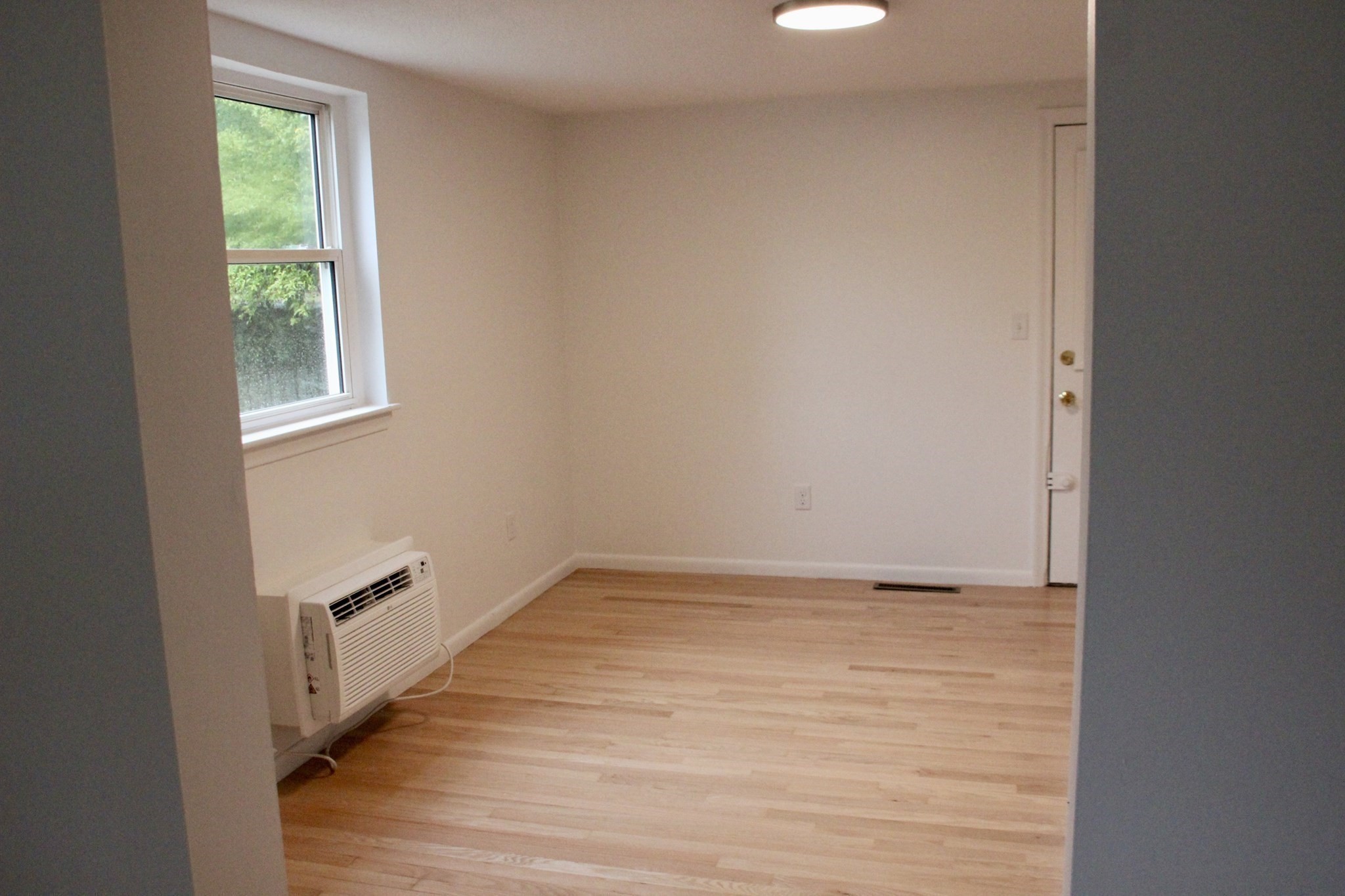 12 Pleasant St # 12