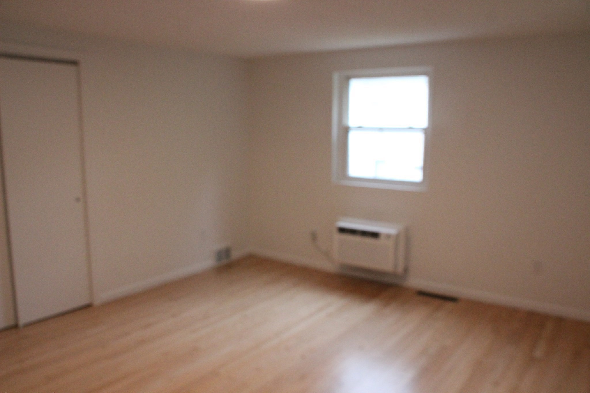 12 Pleasant St # 12