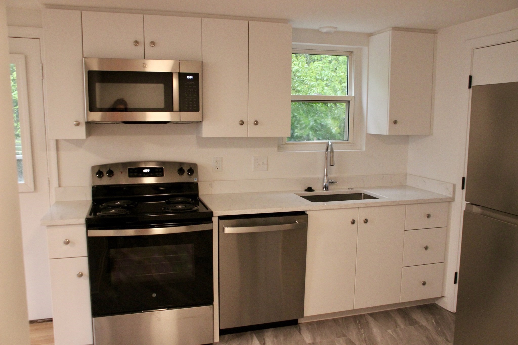 12 Pleasant St # 12