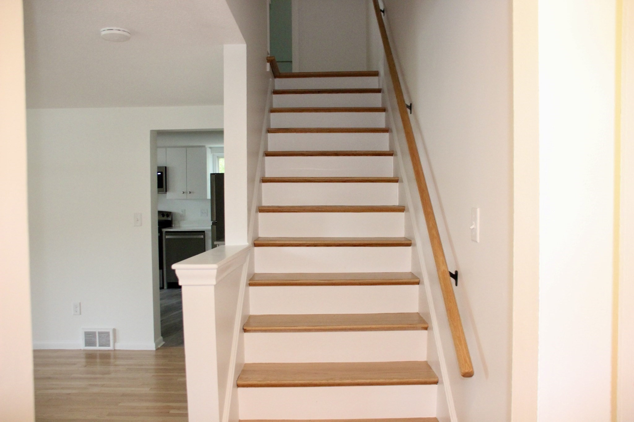 12 Pleasant St # 12