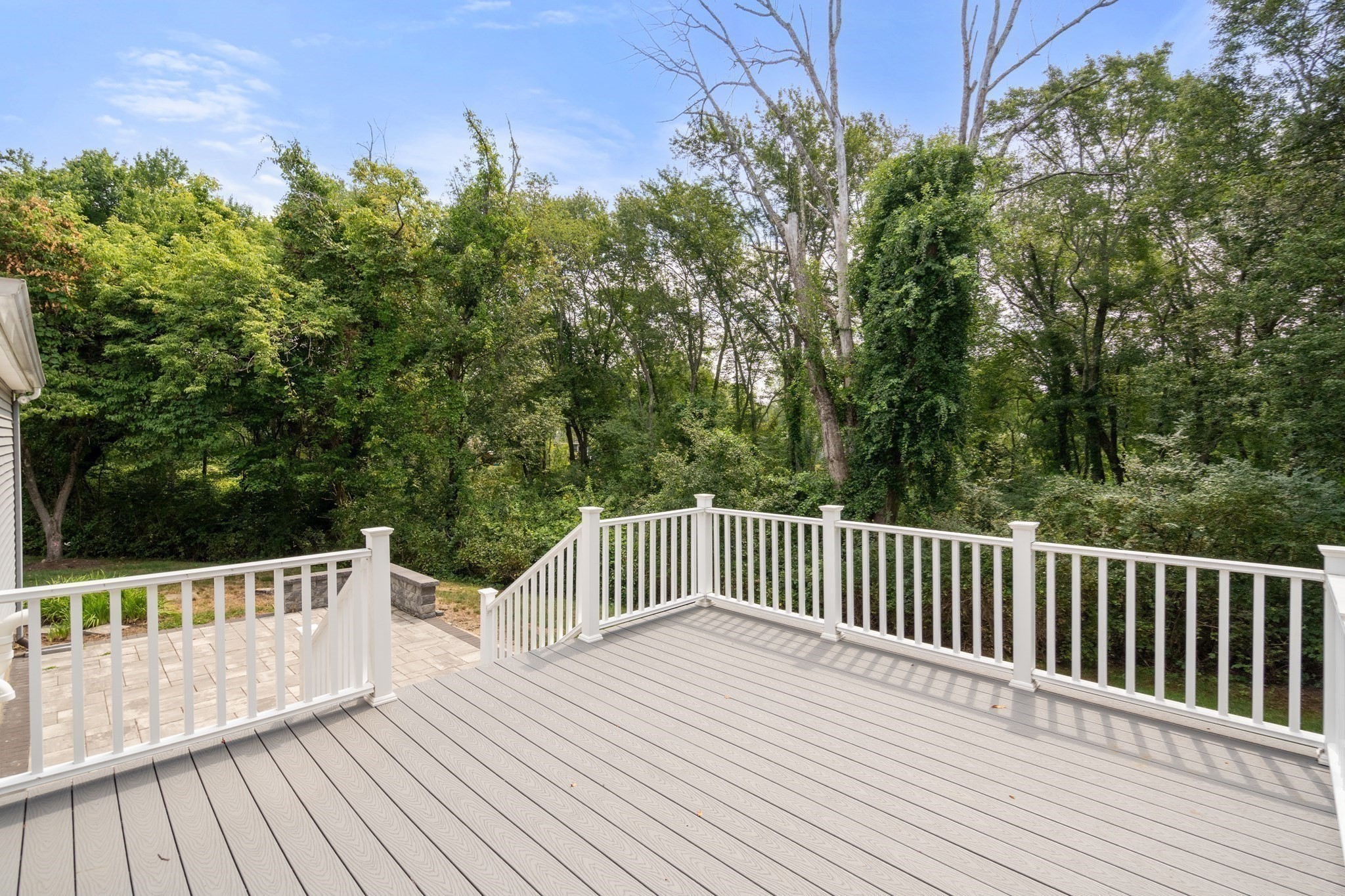 26 Waterview Drive