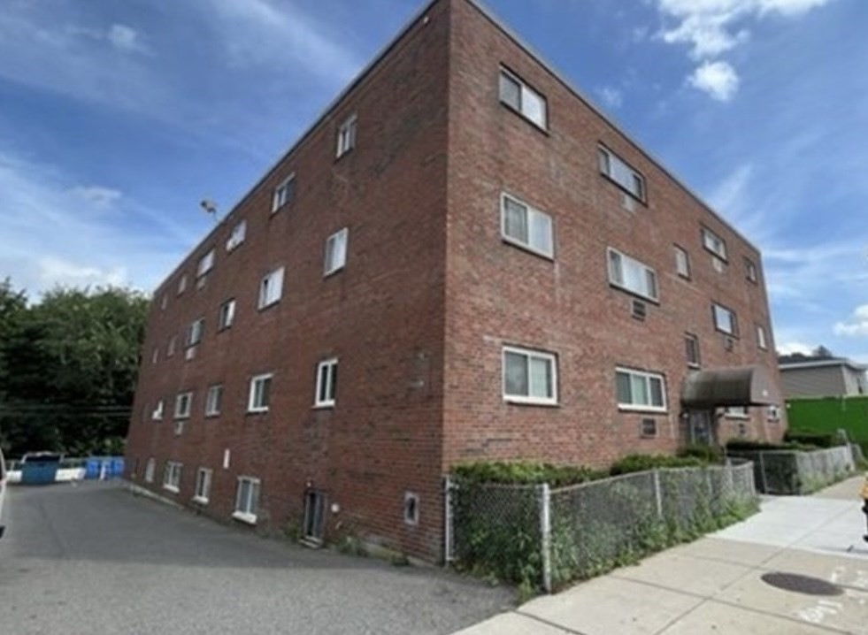 624 Hyde Park Ave # C3