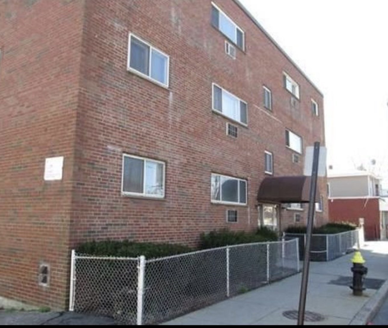 624 Hyde Park Ave # C3