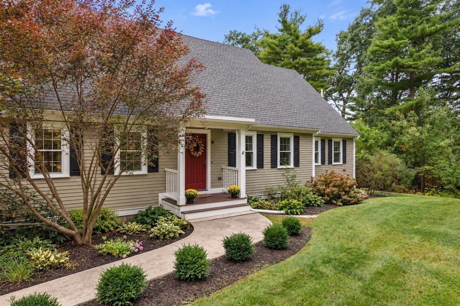 22R Pilgrim Way