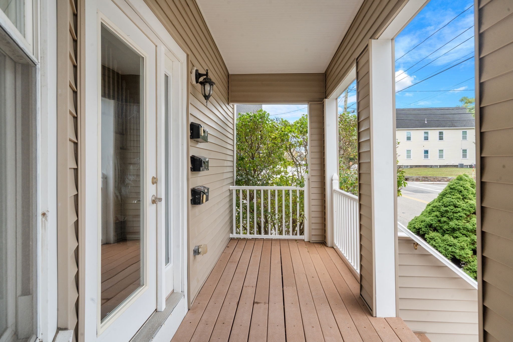 111 Sumner St # 2