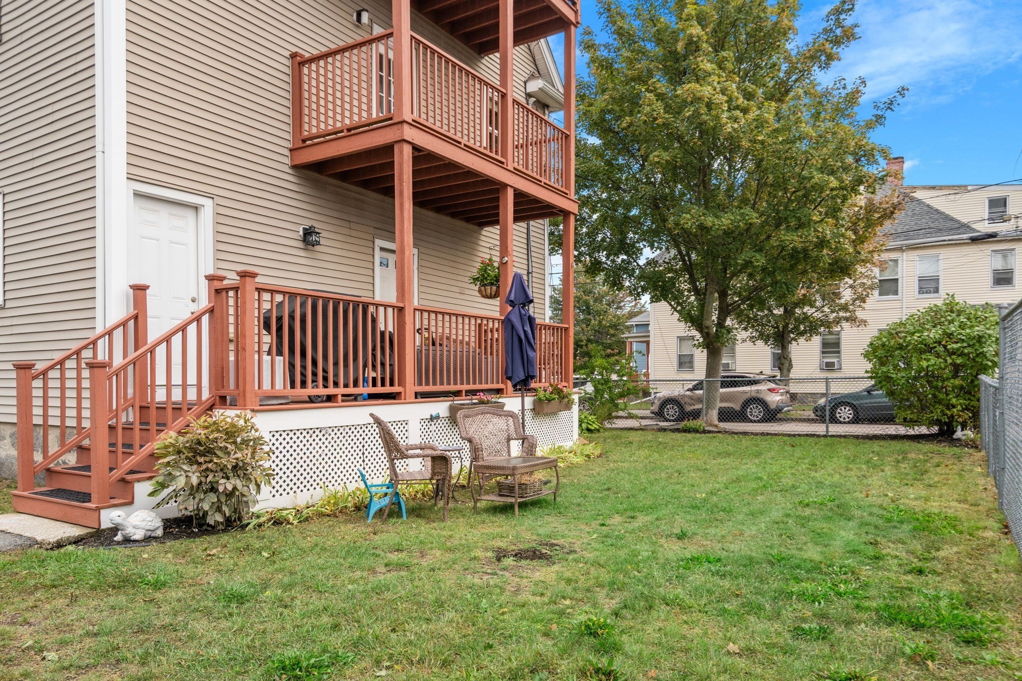 111 Sumner St # 2