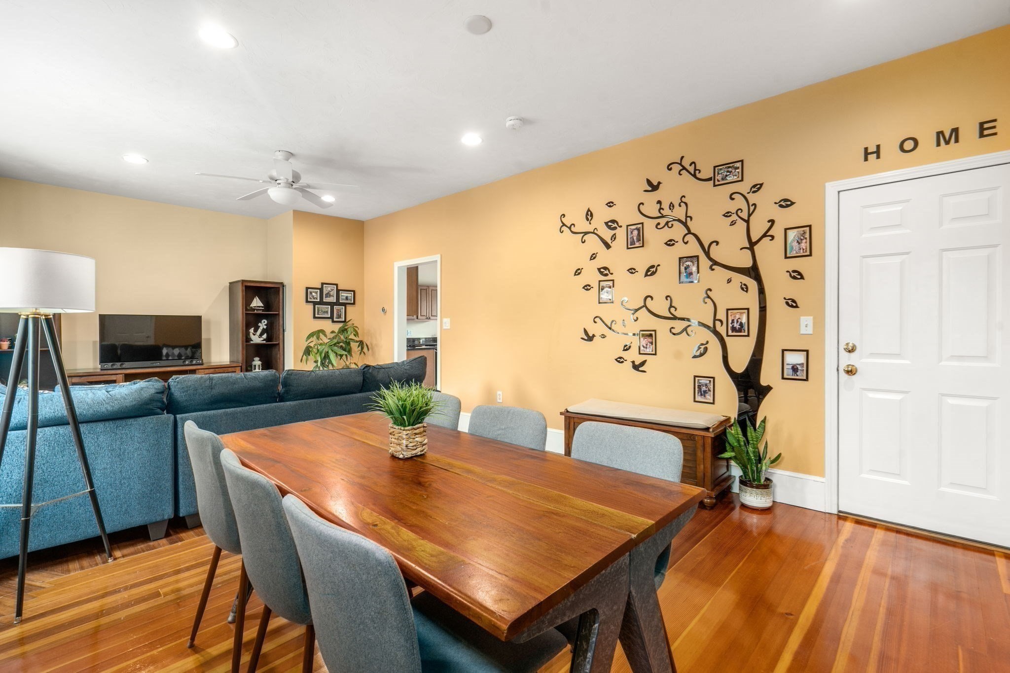 111 Sumner St # 2