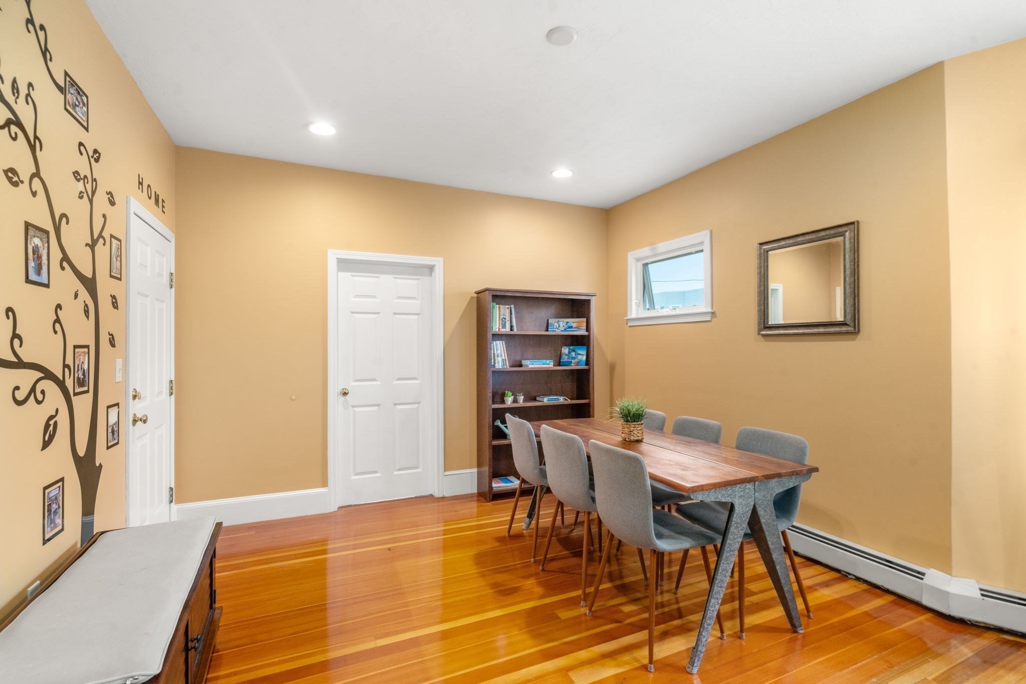 111 Sumner St # 2