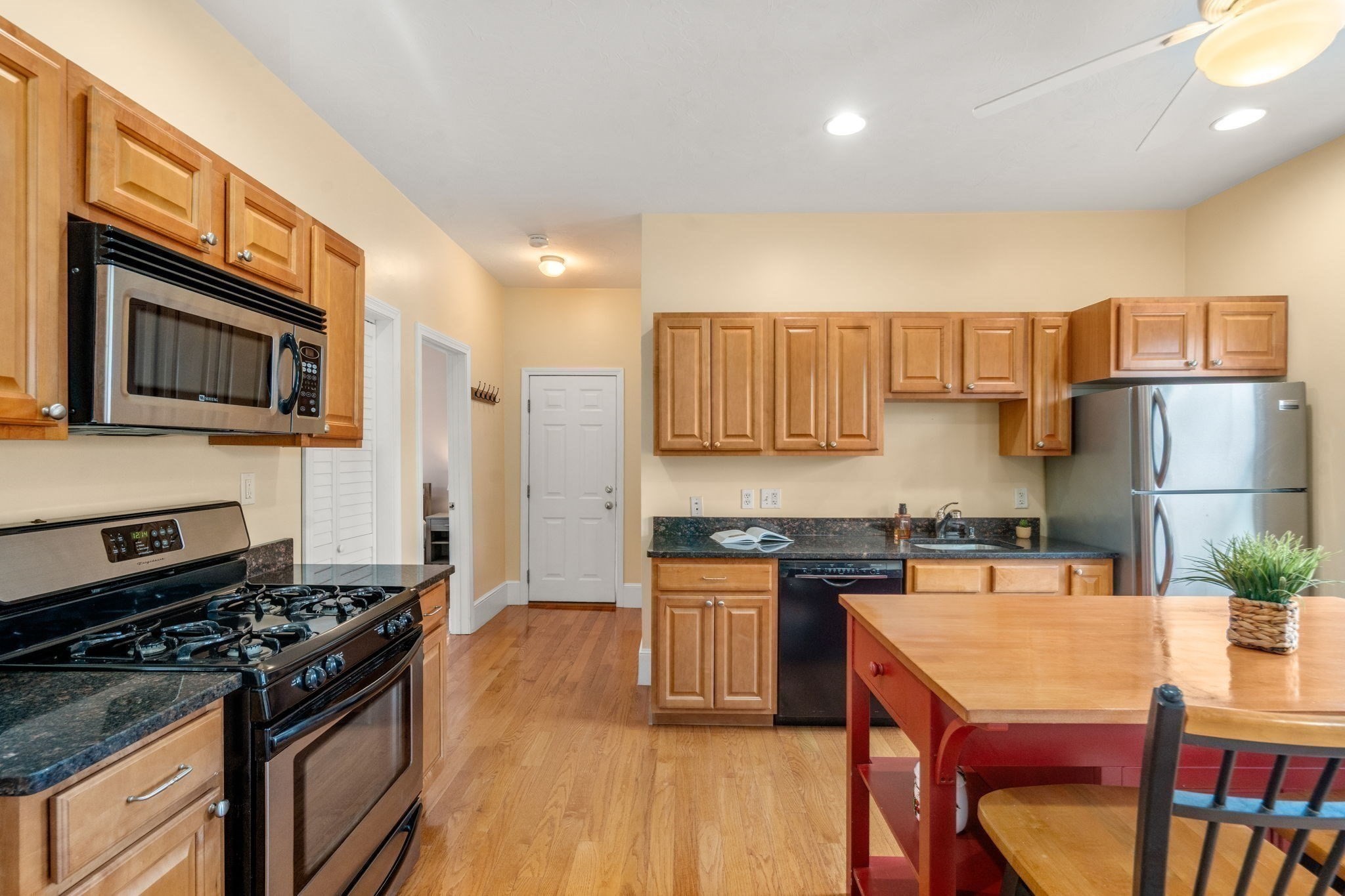 111 Sumner St # 2