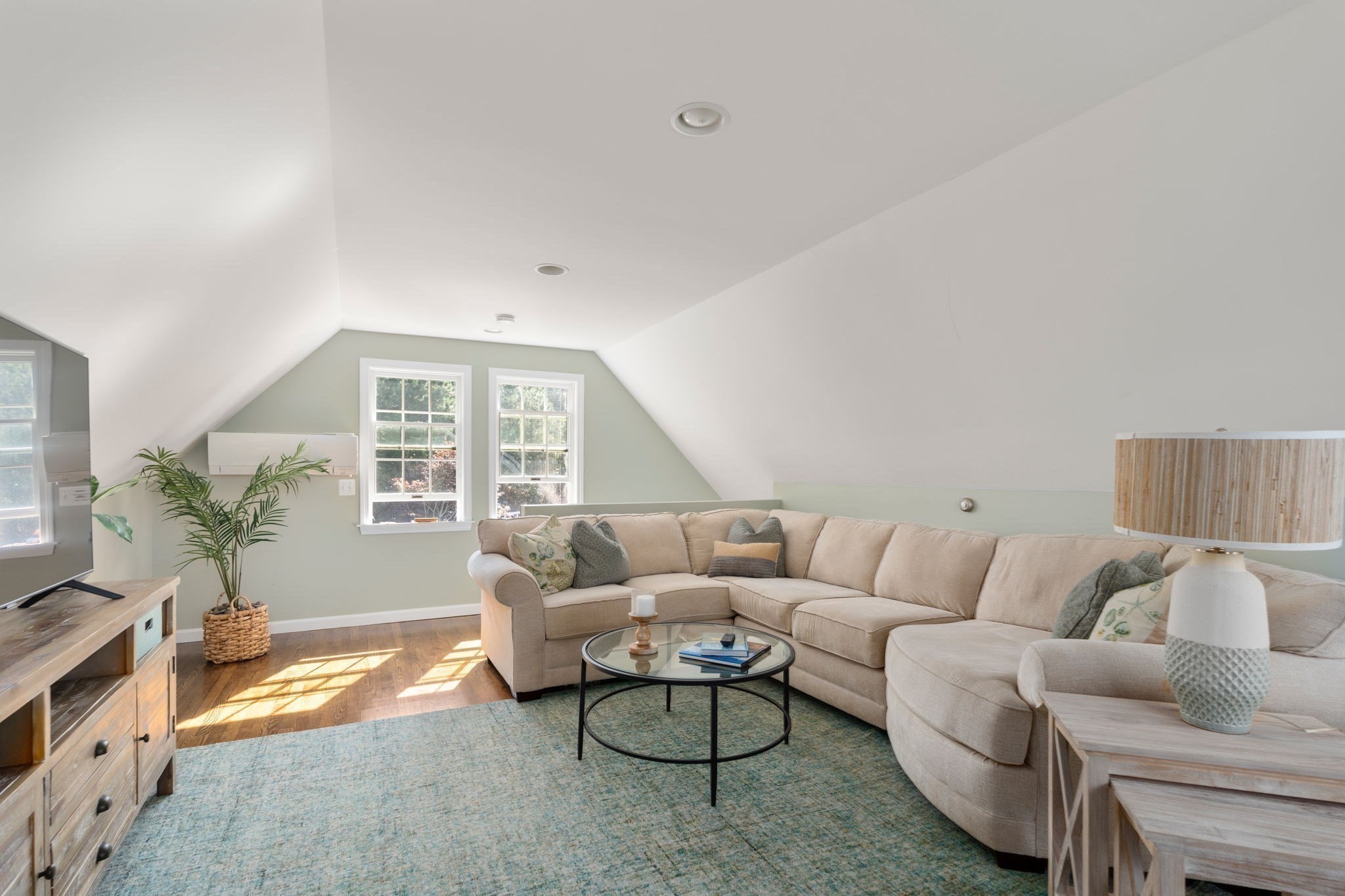 109 Nottingham Dr