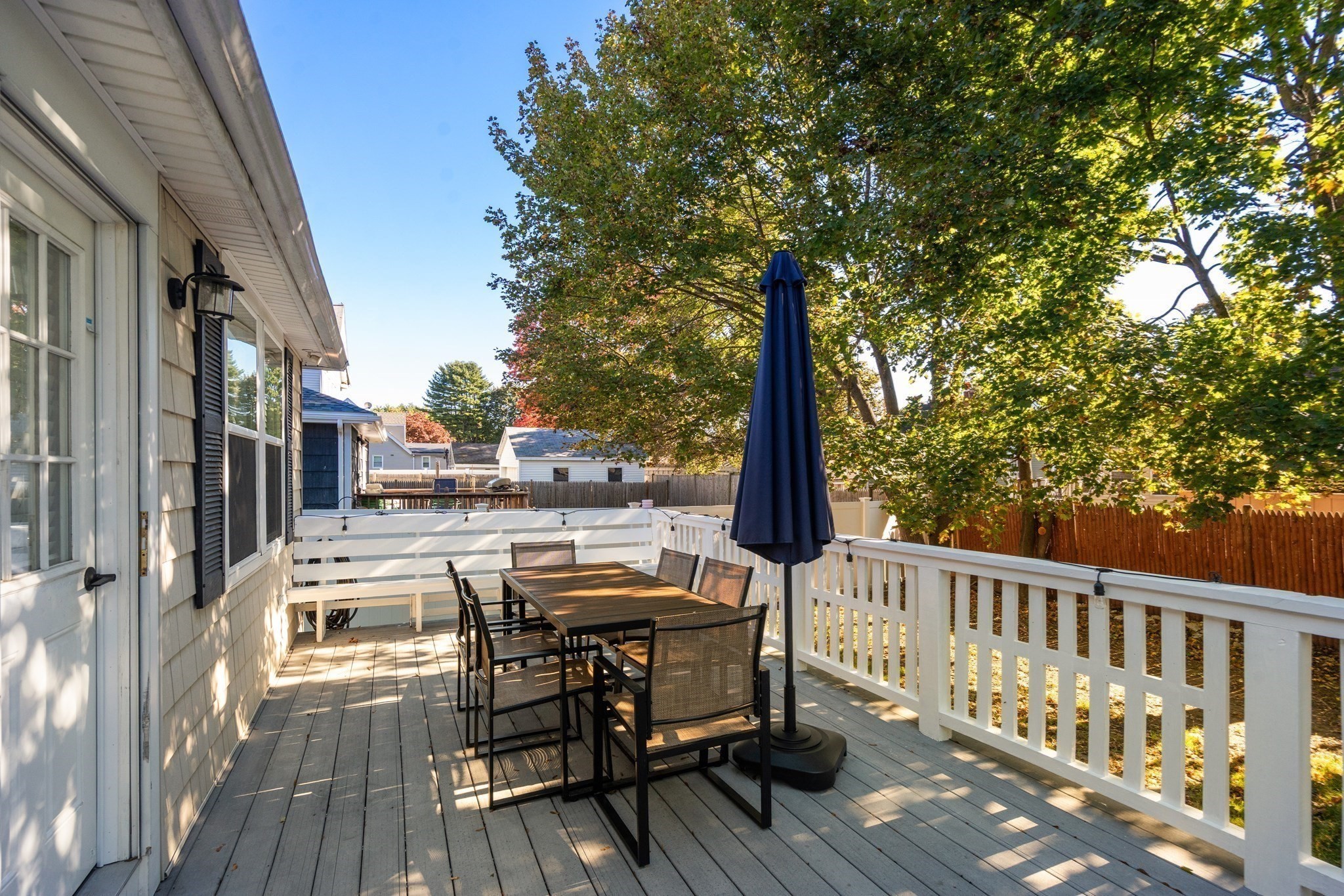44 Holmes Rd