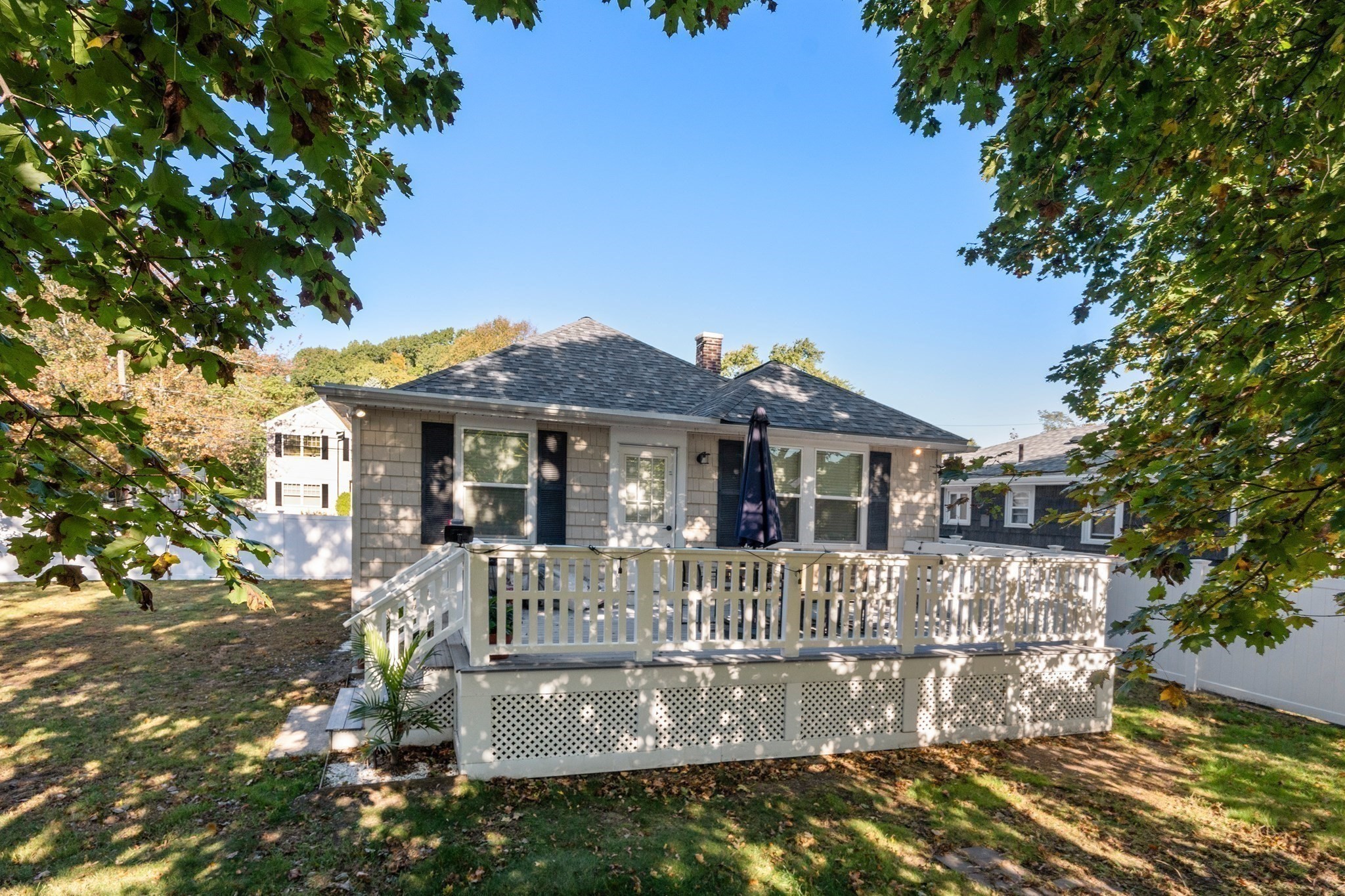 44 Holmes Rd
