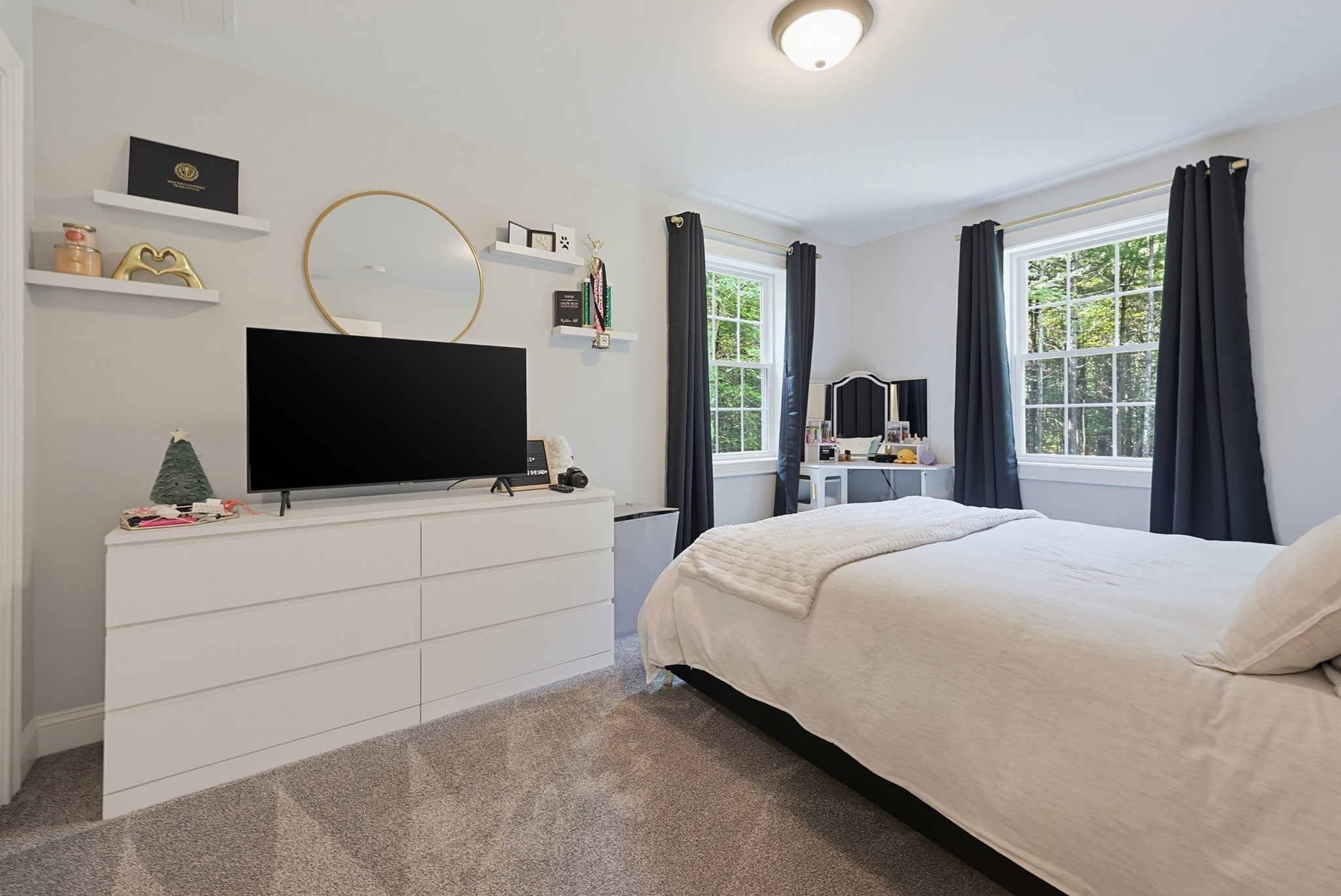74 King Philip Rd