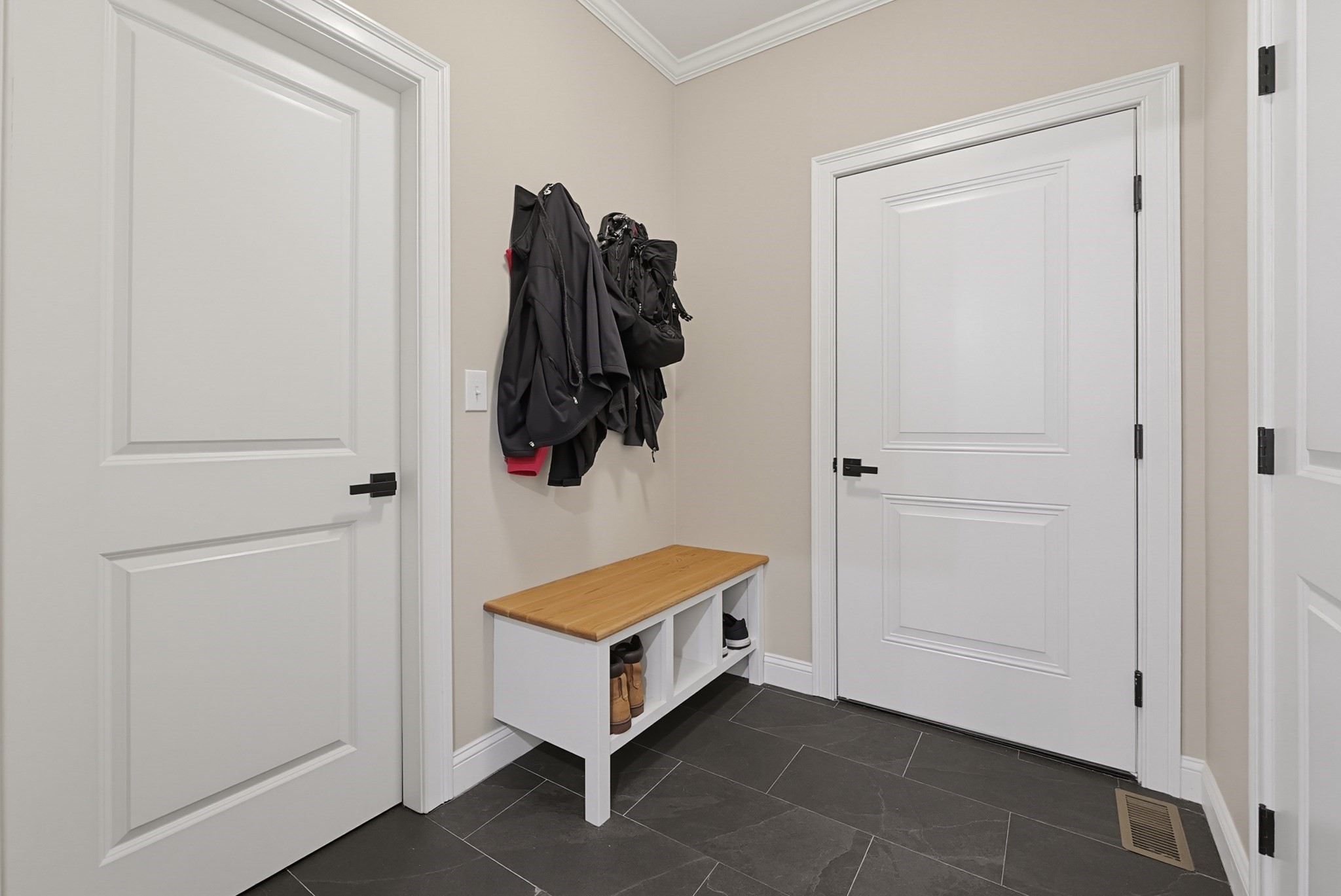 74 King Philip Rd