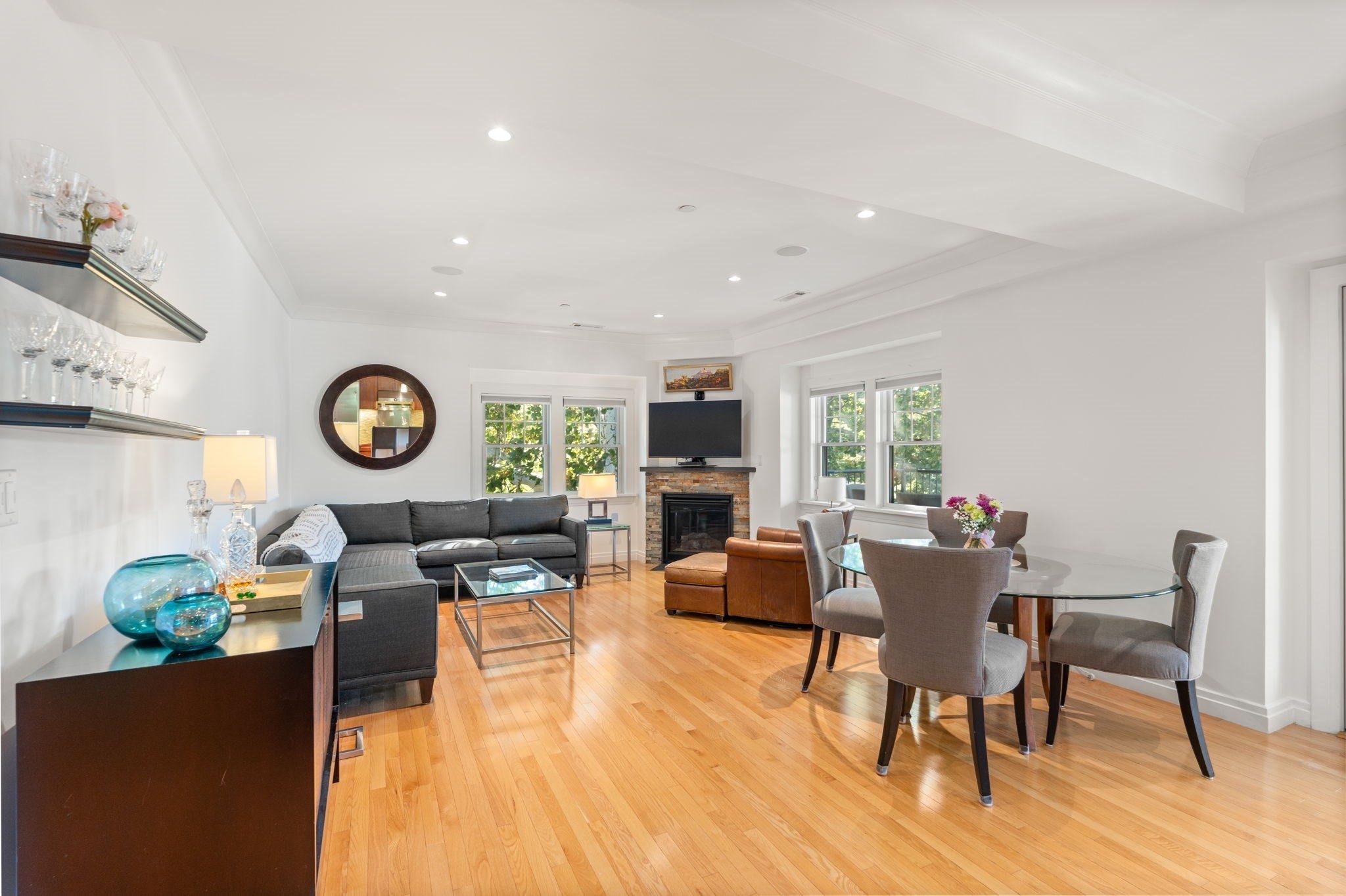 36 Central Ave # 16