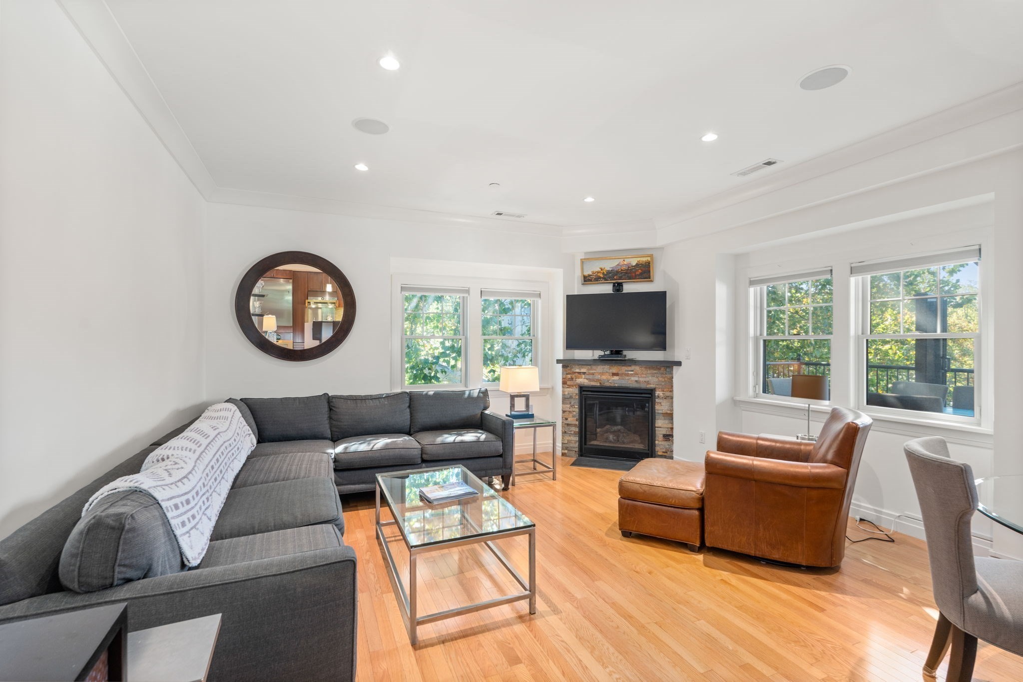 36 Central Ave # 16