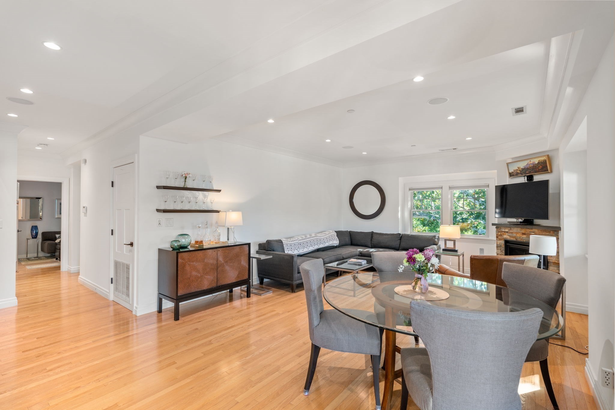 36 Central Ave # 16