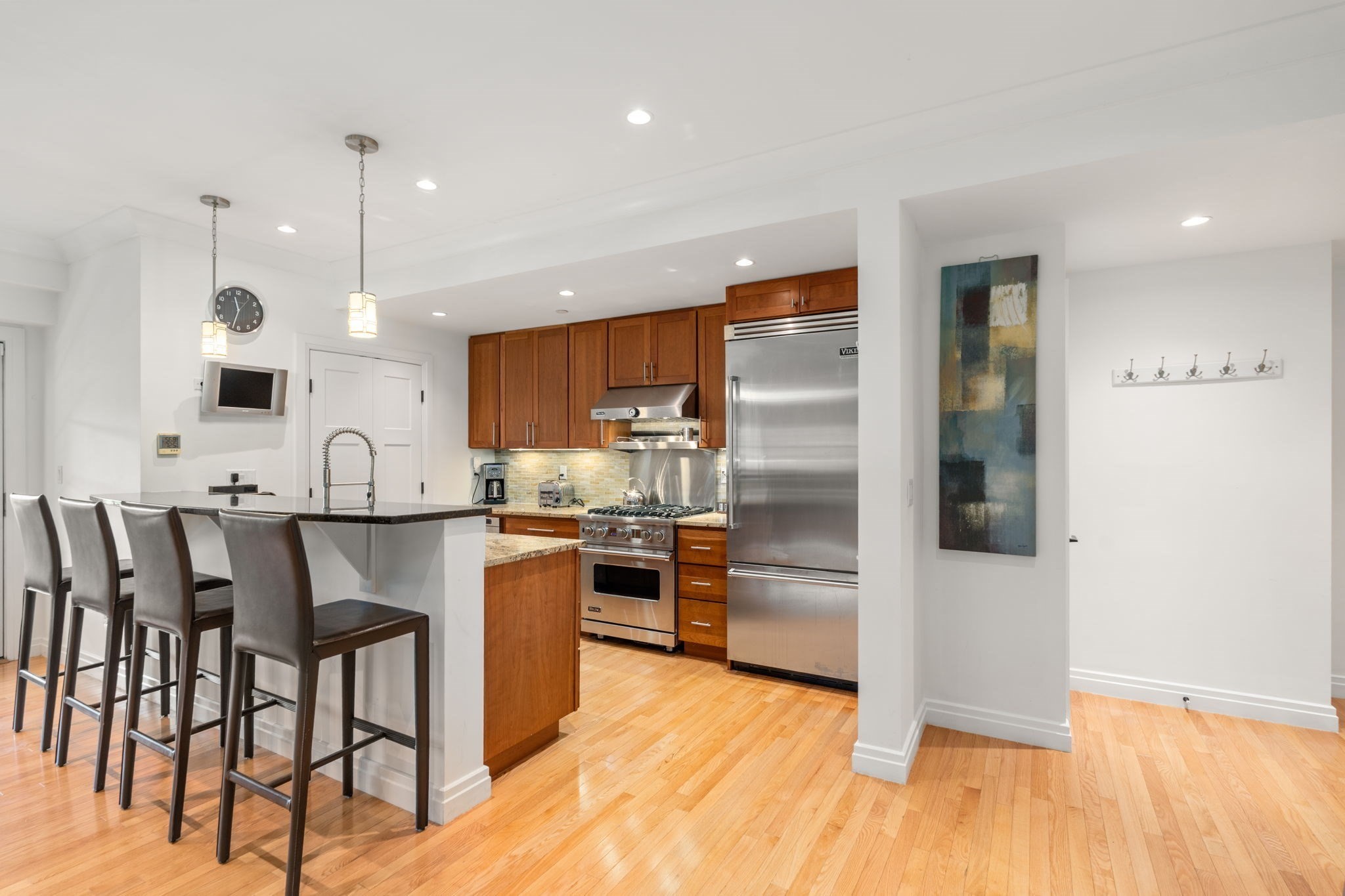 36 Central Ave # 16