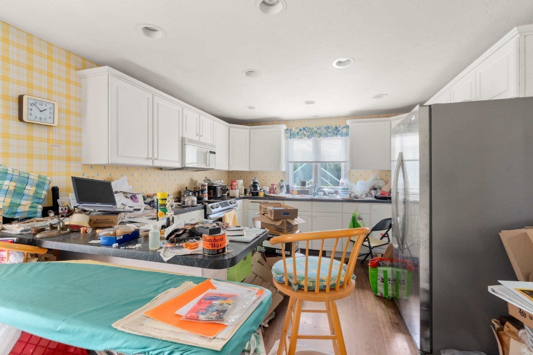 25 Country Club Dr