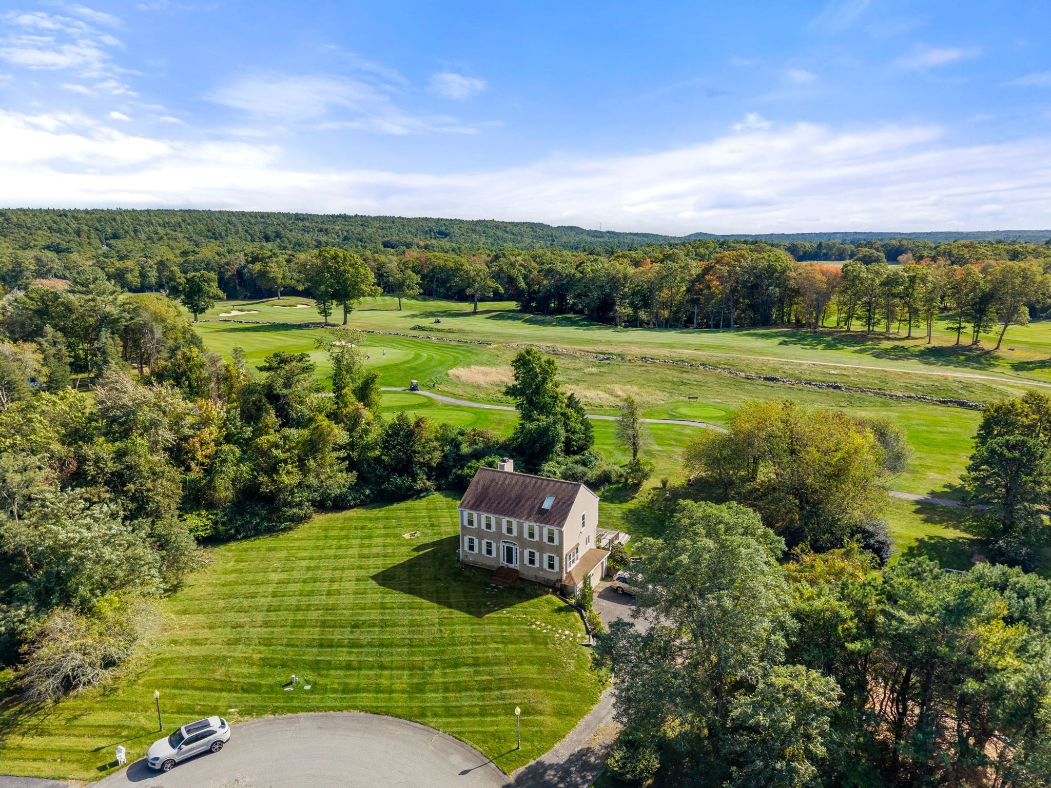 25 Country Club Dr