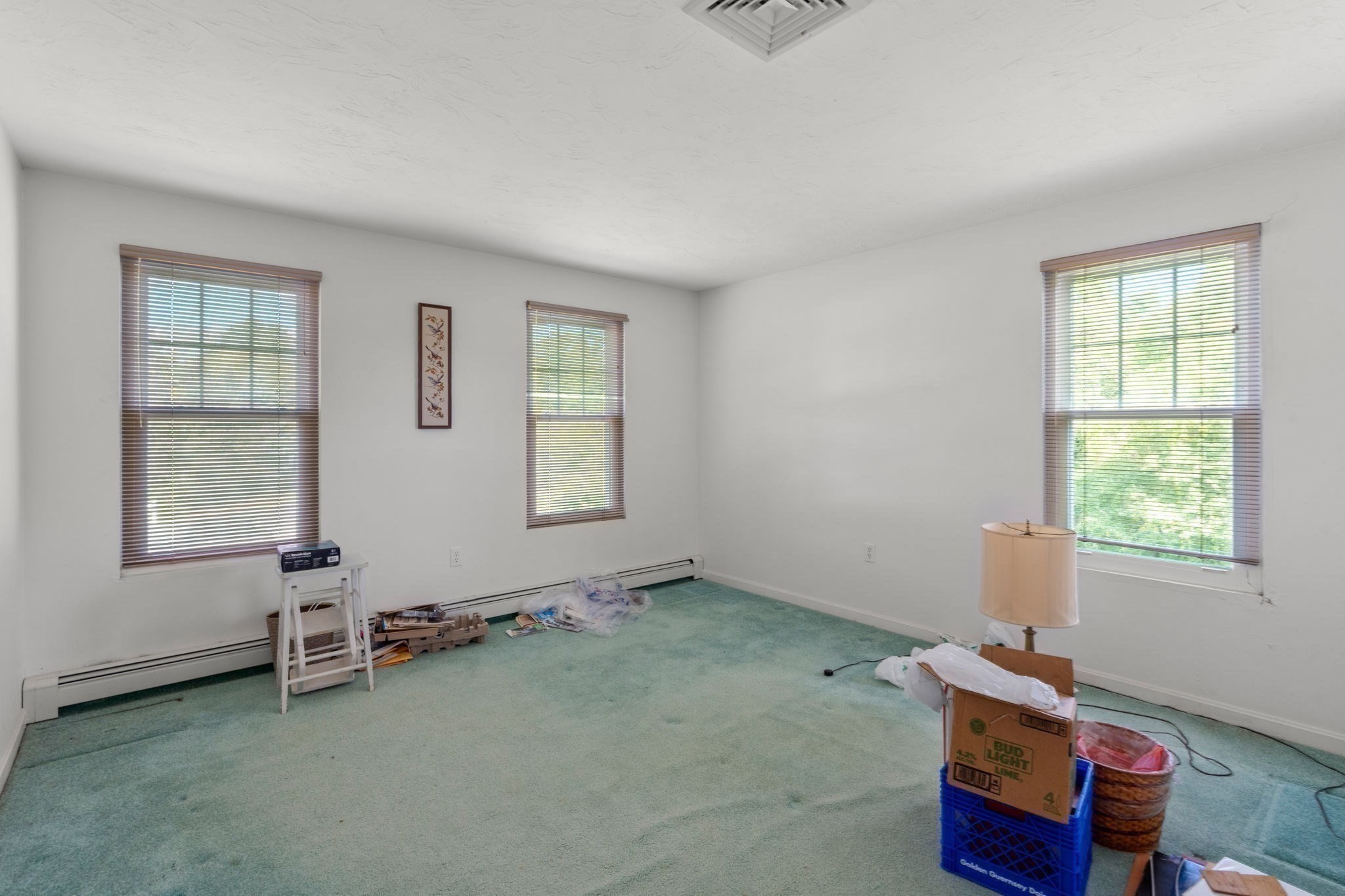 25 Country Club Dr