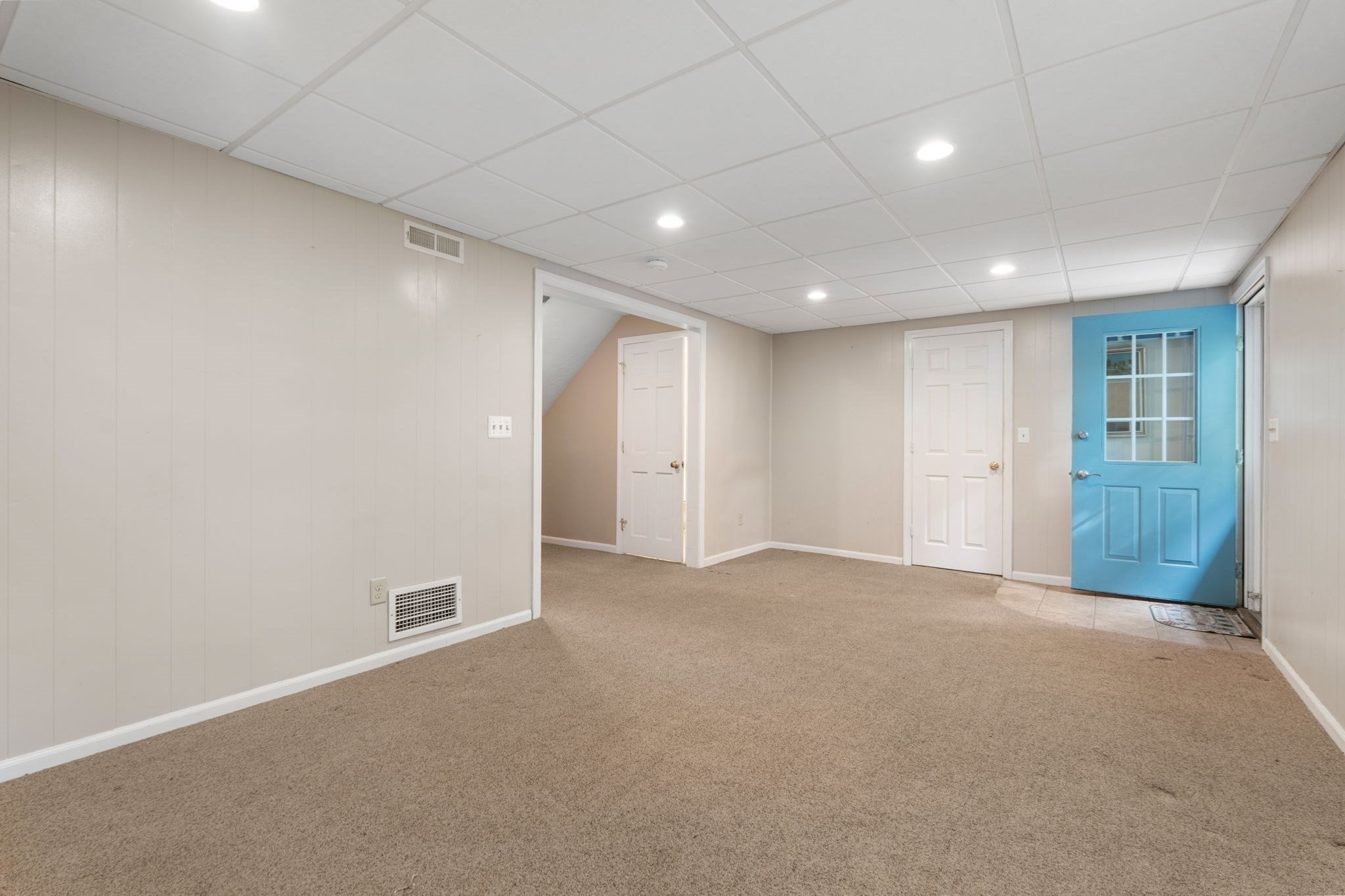 8 Lauren Drive # 8